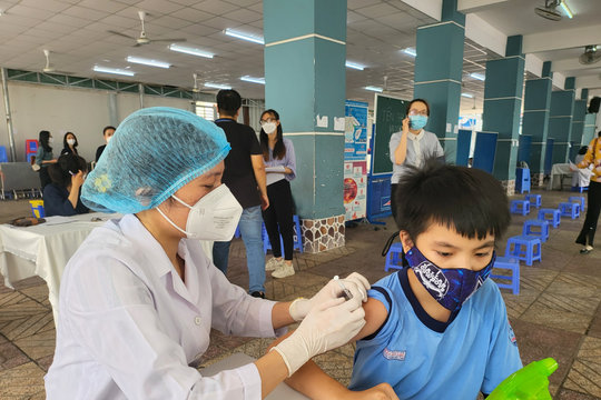 Người dân không đồng ý tiêm vắc xin phải ký giấy cam kết, chịu trách nhiệm nếu để lây lan dịch bệnh