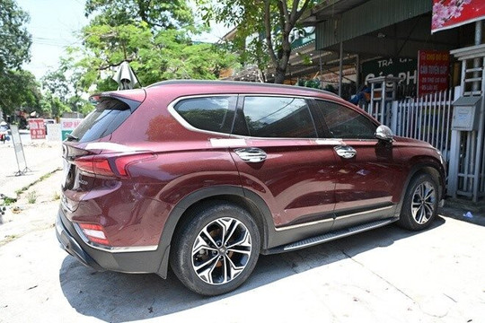 Điều tra nguyên nhân tử vong của tài xế bỏ xe trên cầu Thăng Long