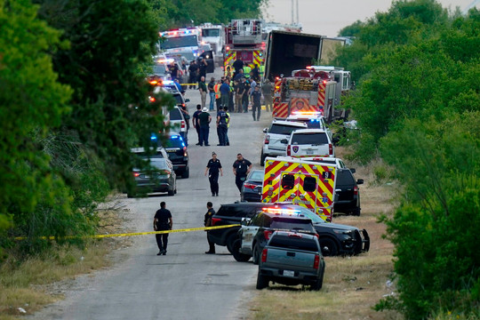 Vụ người di cư tử vong trong xe thùng đầu kéo tại Mỹ: Hai công dân Mexico bị bắt