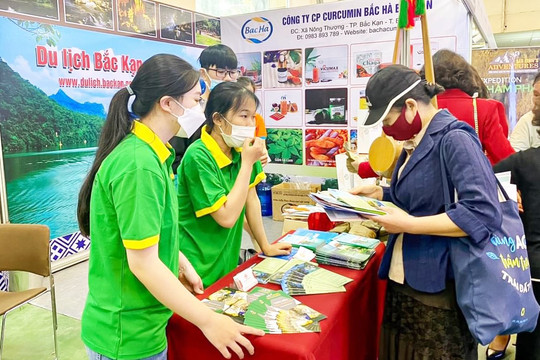 Lượng khách du lịch đến Bắc Kạn tăng 150% so với cùng kỳ