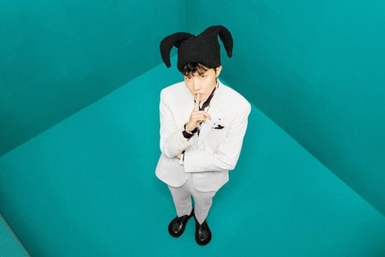 J-Hope BTS càn quét các bảng xếp hạng iTunes trên toàn thế giới 