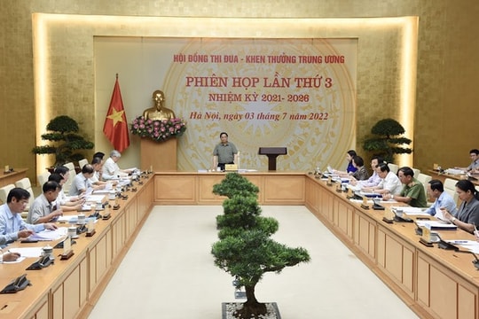 Thủ tướng Chính phủ: Bảo đảm công tác thi đua, khen thưởng chính xác, khách quan, minh bạch