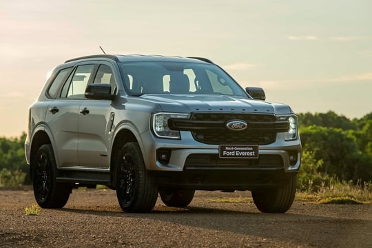 Ford Everest 2023 tại Việt Nam giá từ 1,099 tỉ đồng