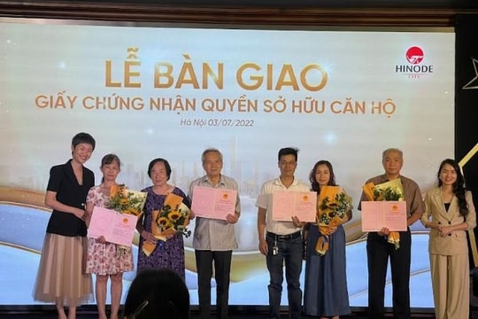 Hinode City chính thức bàn giao sổ hồng cho cư dân