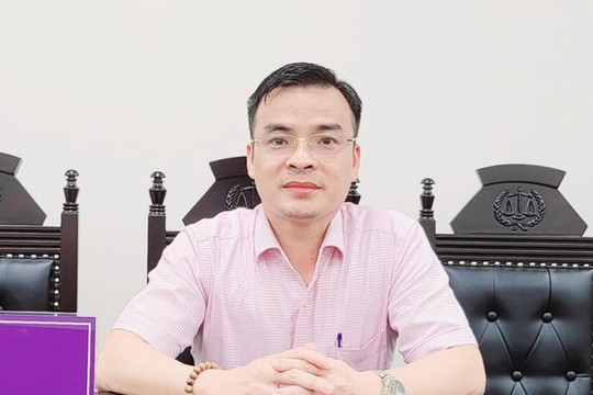 Công dân Việt Nam phải tuân thủ pháp luật Việt Nam và nước sở tại
