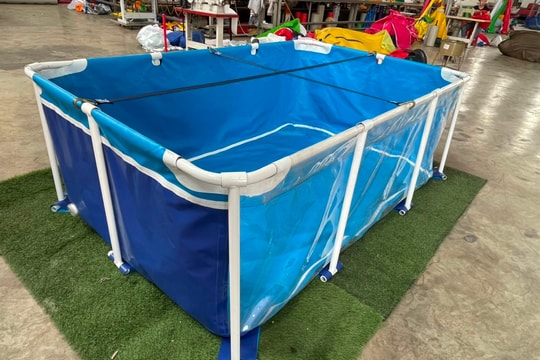 Cháu bé 3 tuổi đuối nước trong bể bơi mini gia đình