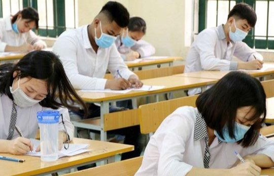 Chiều nay (6/7), cả nước có hơn 1 triệu thí sinh làm thủ tục dự thi tốt nghiệp