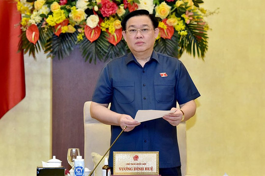 Ủy ban Thường vụ Quốc hội họp bất thường về điều chỉnh thuế xăng dầu