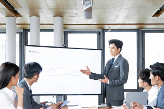 Có 3 nguyên tắc để người mới hòa thuận với sếp nơi công sở, nguyên tắc cuối cùng thường bị bỏ qua và bỏ lỡ cơ hội