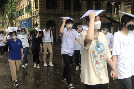 Tốt nghiệp THPT Quốc gia 2022: Kết thúc ngày thi đầu tiên
