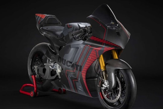 Ducati trình làng mô tô điện V21L 2022