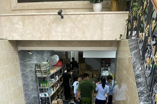 TP HCM: Công ty Mỹ phẩm CRYO bị nghi buôn hàng lậu