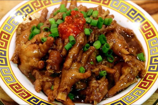 Cách làm chân gà sốt nước tương đậm chất Hong Kong, ngon bất bại trong lần đầu tiên
