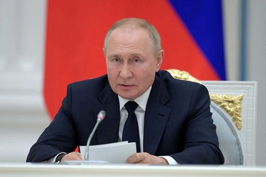 Tổng thống Putin ký sắc lệnh đơn giản hóa thủ tục xin nhập quốc tịch Nga cho người Ukraine
