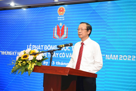 Khởi động cuộc thi viết "Những kỷ niệm sâu sắc về thầy cô và mái trường" năm 2022