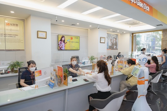 Giảm giá tới 600.000 đồng cho chủ thẻ quốc tế SHB MasterCard khi sử dụng Grab