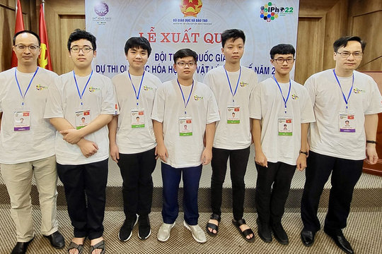 Học sinh lớp 10 đầu tiên giành huy chương vàng Olympic Vật lý quốc tế