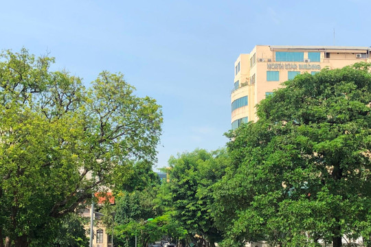 Thời tiết 18/7: Hà Nội nắng nóng gay gắt
