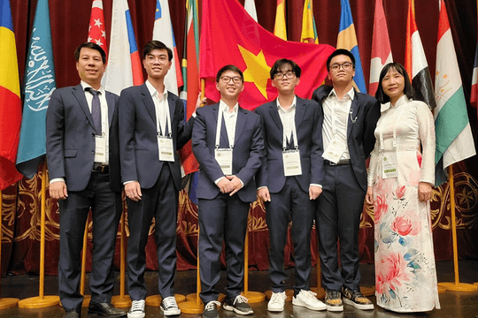 4 học sinh Việt Nam đều giành huy chương tại cuộc thi Olympic Sinh học quốc tế