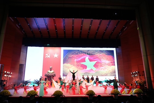 Quân ủy Trung ương, Bộ Quốc phòng gặp mặt đại biểu người có công với cách mạng và thân nhân liệt sĩ tiêu biểu