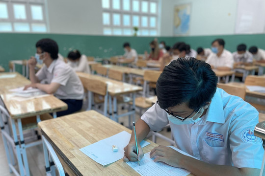 Bộ Giáo dục và Đào tạo ra hướng dẫn đổi mới phương pháp dạy học và kiểm tra, đánh giá môn Ngữ văn