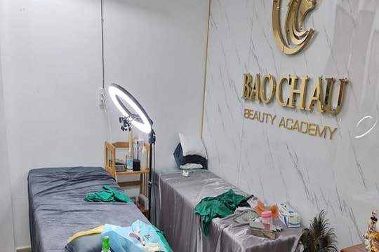 TP HCM: Bắt quả tang cơ sở Bảo Châu Beauty Academy hoạt động thẩm mỹ chui