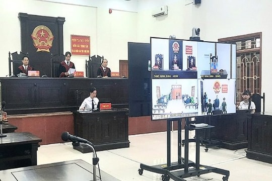 TAND tỉnh Ninh Bình tổ chức phiên tòa xét xử trực tuyến đầu tiên
