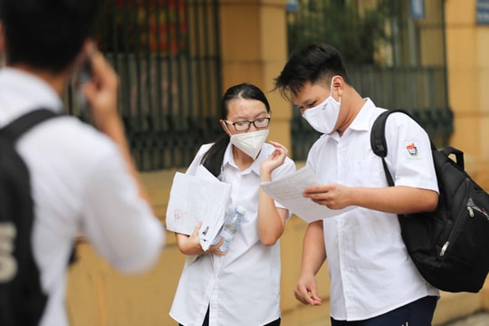 Điểm thi tốt nghiệp THPT 2022 có sự biến động so với năm ngoái
