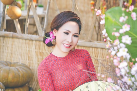 Quan điểm của Nữ hoàng doanh nhân Kim Chi khi khán giả “bội thực” cuộc thi hoa hậu