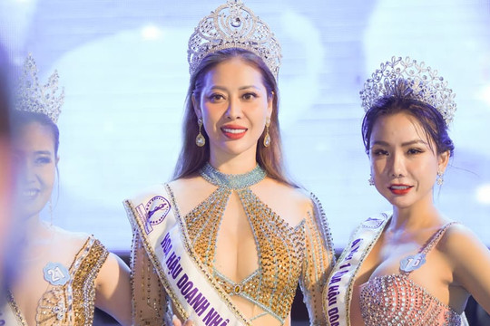 Tân Hoa hậu tài sắc vẹn toàn của Hoa hậu Doanh nhân Việt Nam Thế giới 2022