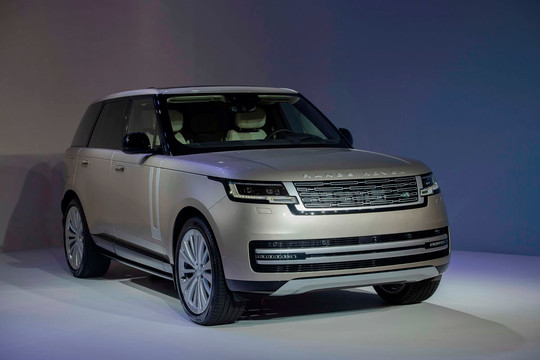 Land Rover ra mắt Range Rover 2022 với giá từ 11,189 tỷ đồng
