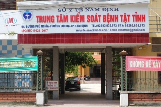 Bớt xén sinh phẩm để bán lại cho Công ty Việt Á, 3 nhân viên CDC Nam Định bị khởi tố
