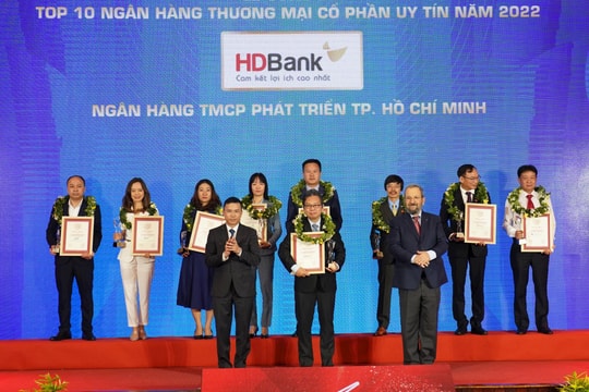 HDBank liên tiếp vào Top đầu ngân hàng TMCP uy tín
