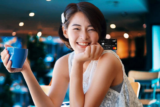 Vi vu xứ Hàn ngắm lá phong mùa thu với thẻ tín dụng VIB