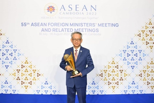 Trao Giải thưởng ASEAN năm 2021 cho Viện Nghiên cứu Mekong