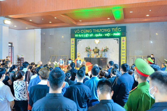 Gia đình, đồng đội tiễn đưa 3 cán bộ chiến sĩ Cảnh sát PCCC