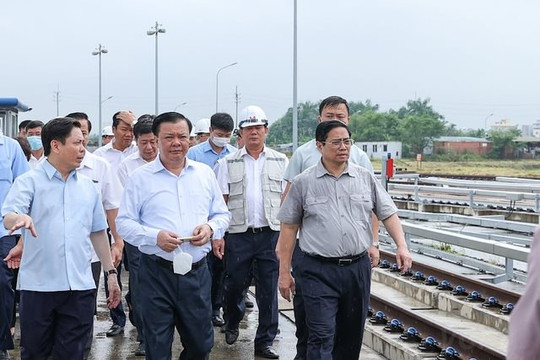 Thủ tướng Phạm Minh Chính thị sát dự án đường sắt Nhổn-Ga Hà Nội