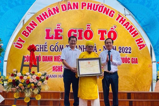 Làng gốm cổ Thanh Hà đón danh hiệu Di sản văn hóa phi vật thể quốc gia