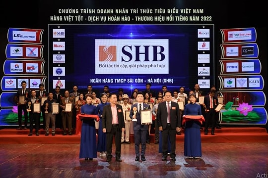 SHB bội thu giải thưởng Thương hiệu uy tín

