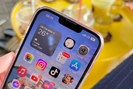 iOS 16 Beta 5 hiển thị phần trăm pin trở lại