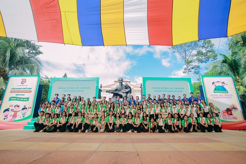 Gần 200 em nhỏ dự Liên hoan thiếu nhi 3 nước Việt Nam – Lào – Campuchia