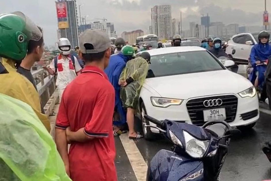 Thư tuyệt mệnh của chủ nhân chiếc xe Audi trên cầu Nhật Tân viết gì?