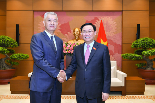 Thủ đô Hà Nội và thủ đô Vientiane gương mẫu, đi đầu trong hợp tác cấp địa phương