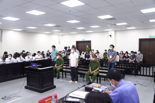 Cấp dưới đều khai "sếp" chỉ đạo thả người, Phùng Anh Lê phủ nhận