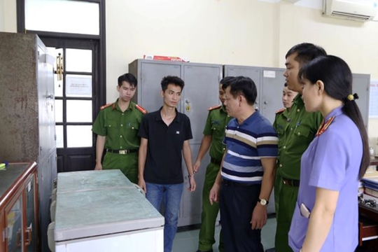 Lời khai của đối tượng đánh đập, nhốt cháu bé 3 tuổi trong tủ cấp đông