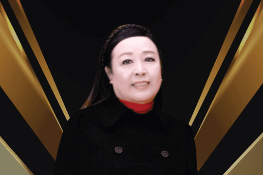 NSND Thu Hiền hát chung kết cuộc thi Hoa Hậu Doanh Nhân Việt Nam Quốc Tế 2022