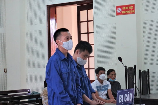 Bác sỹ câu kết với nhân viên giữ xe lừa chạy việc, chiếm đoạt tiền tỷ