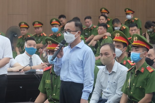 Cựu Bí thư Tỉnh ủy Bình Dương Trần Văn Nam nhận sai trước tòa