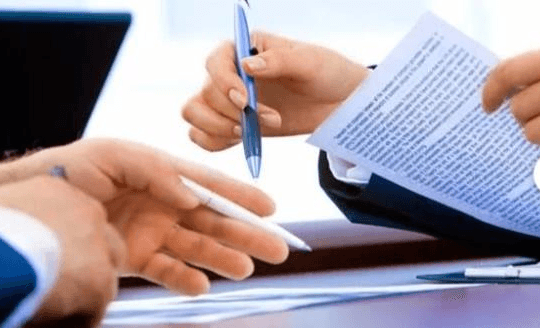 Quyền yêu cầu cung cấp tài liệu chứng cứ của đương sự, khó khăn và kiến nghị