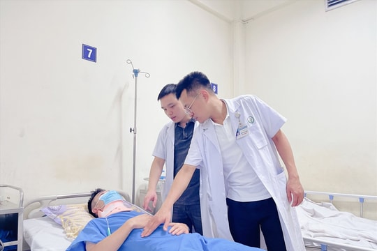 Nam thanh niên bị ngã vỡ tinh hoàn, chấn thương cột sống sau cuộc nhậu